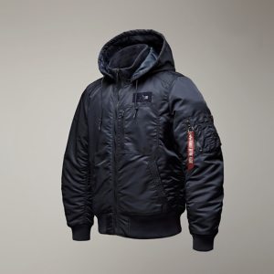 Men's winter very stylish waterproof and windproof jacket, insulated with sintepon